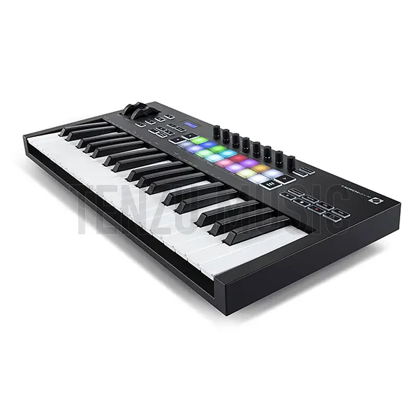 کیبورد و میدی کنترلر Novation Launchkey 37 MK3