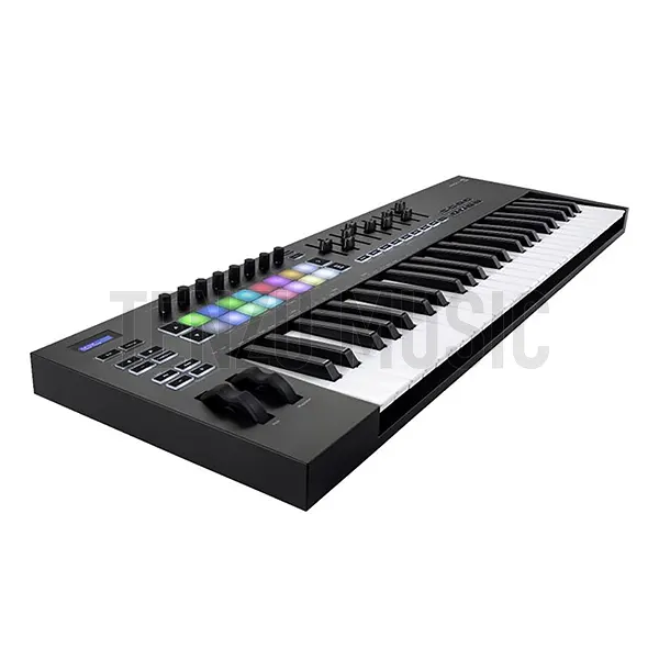 کیبورد و میدی کنترلر Novation Launchkey 49 MK3